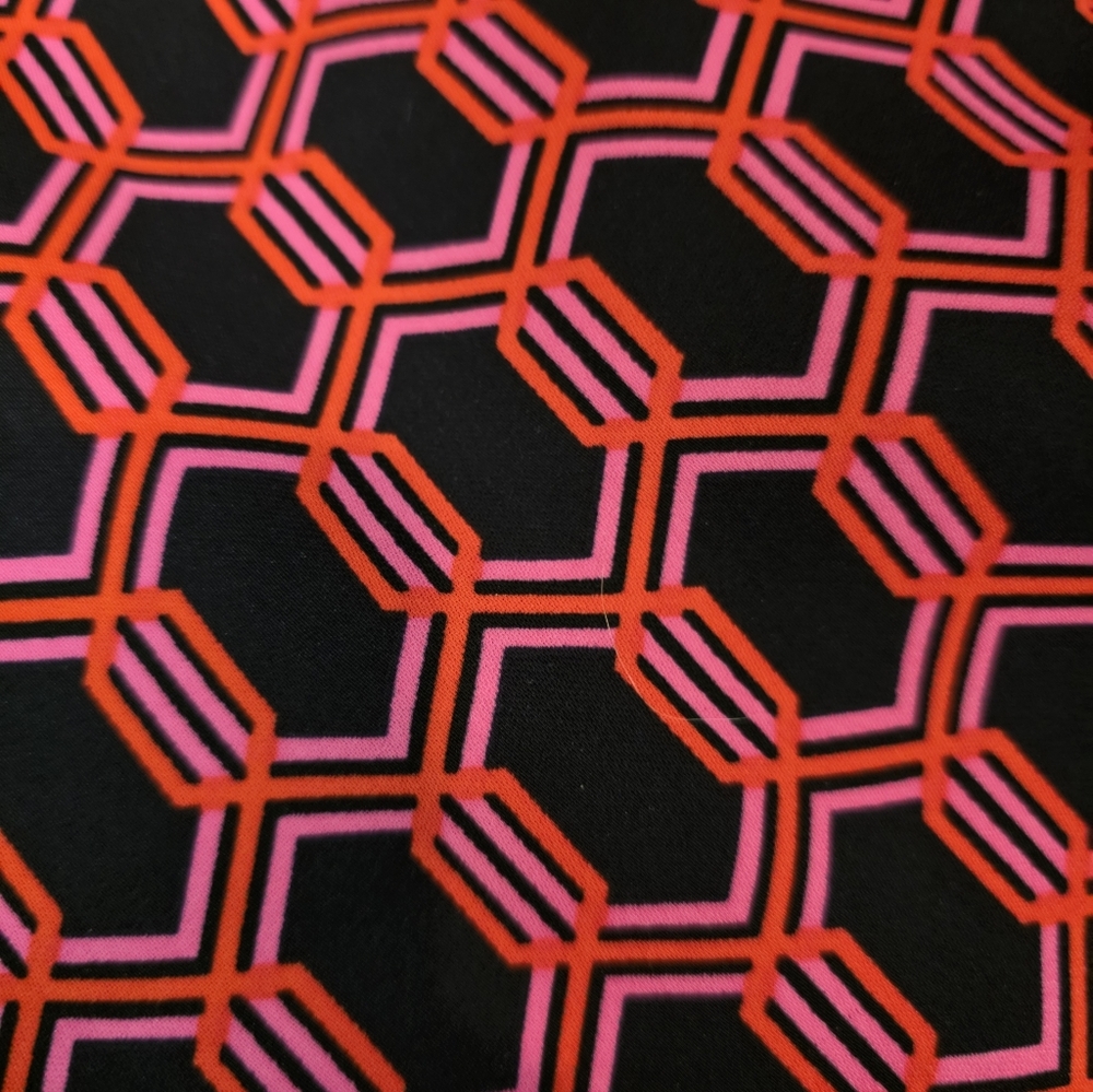 Adrienne Vittadini Fuchsia and Black Geometric Mini Dress - Picture 4 of 4